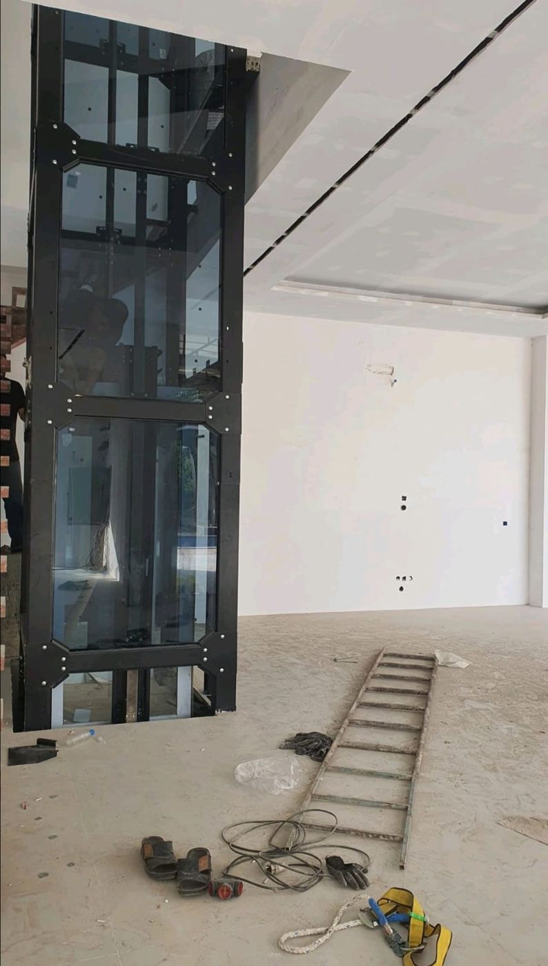 بئر زجاجي في نهاية الورش — من إنجازات جيلكو